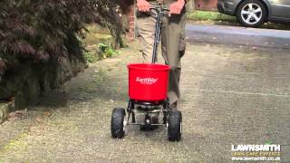 How to Calibrate a Lawn Fertiliser Spreader [upl. by Nulubez291]